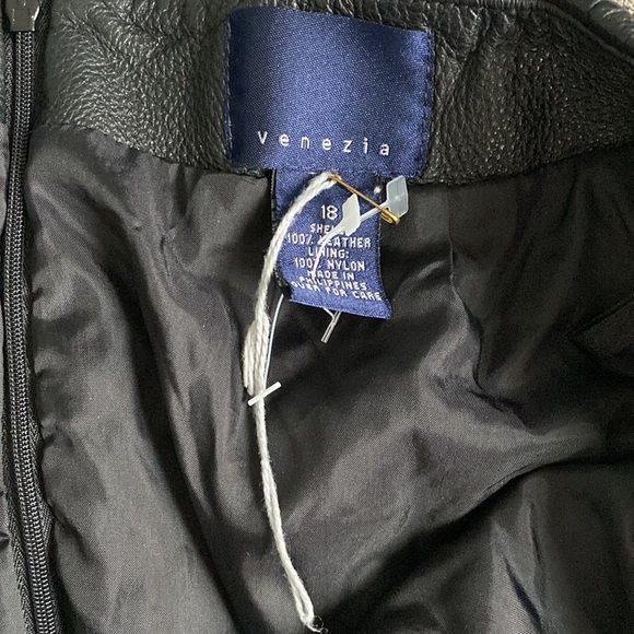 NWOT Lane Bryant Leather Skirt Asymmetric Zip 18 - Picture 4 of 10